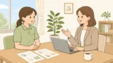 介護職の女性が転職エージェントの担当者と面談しているイラスト